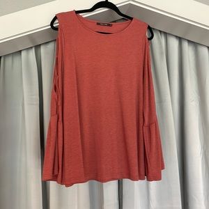 Doe & Rae Boutique Top Bell Sleeve